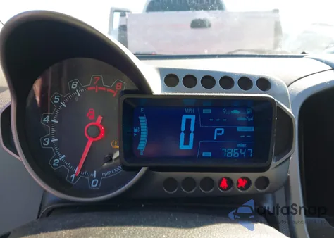 2015 Chevrolet Sonic Lt Auto z USA, uszkodzony, nr VIN 1G1JC6SHXF4158633